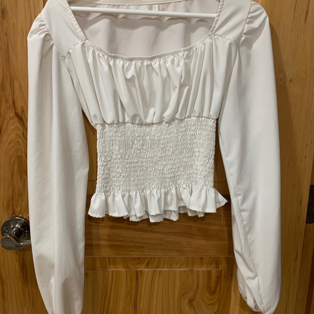 White cinched blouse size M